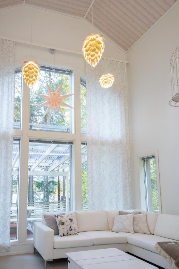 Luxurious Villa Kinos With Jacuzzi Rovaniemi Exterior foto